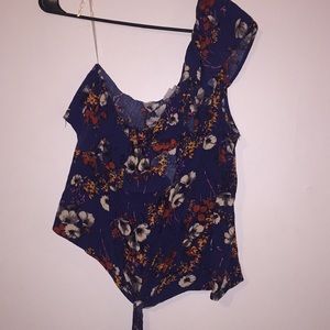 One shoulder floral top